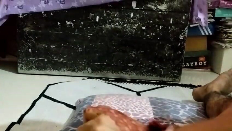 Anar Kali: Aceite de india masajea a su viejo amigo reloj, enfermo,...