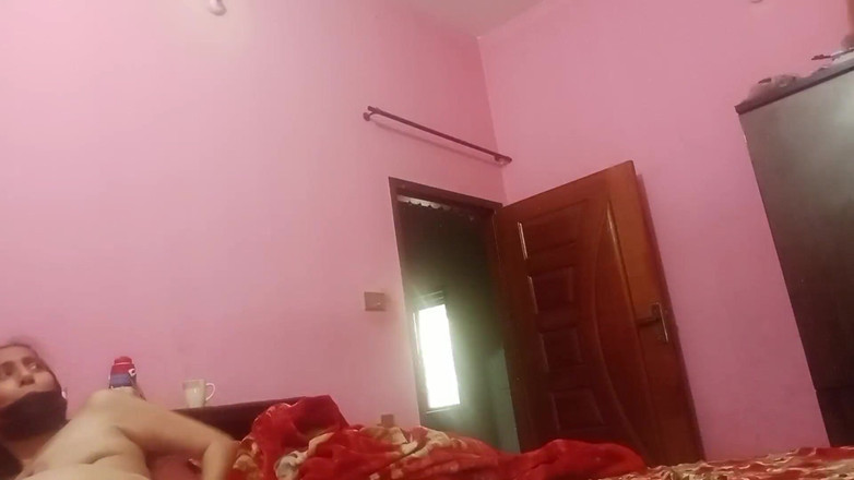 SHAKRATASNEEM: Chị kế bú cu với lồn anh kế bú lồn...