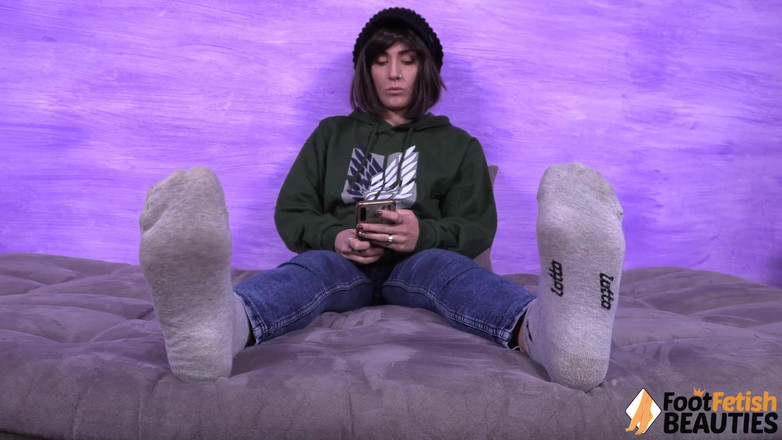 Foot Fetish HD: 양말을 벗고 발발을 과시하는 핫한 아라디아