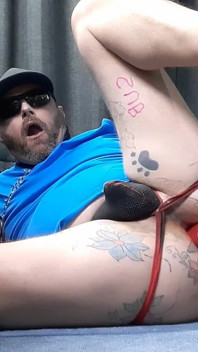 Gay Anal Kinky Web Slut Inserts Soda Can in Ass Hole