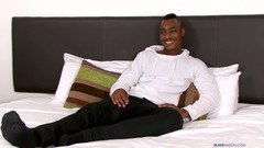 Blake Mason: Tyson Tyler runkar av