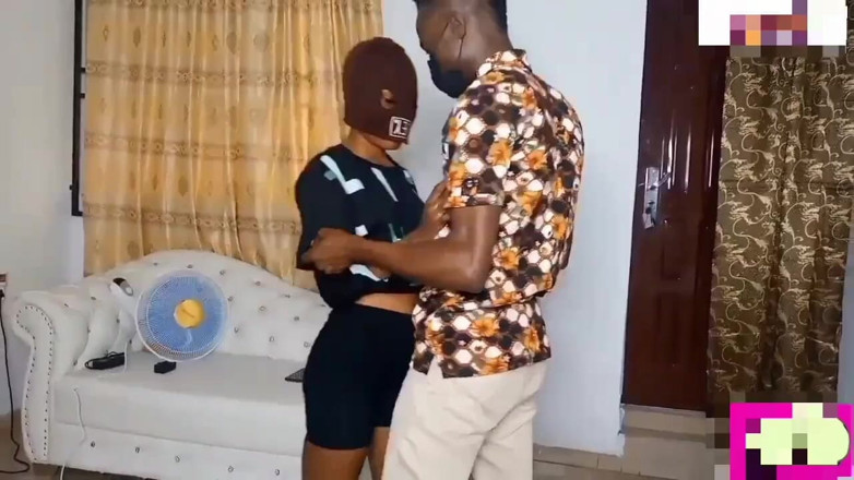 Amaraqueen: สาวแอฟริกันวัยรุ่นวิ่งหนีเอาชีวิตรอด