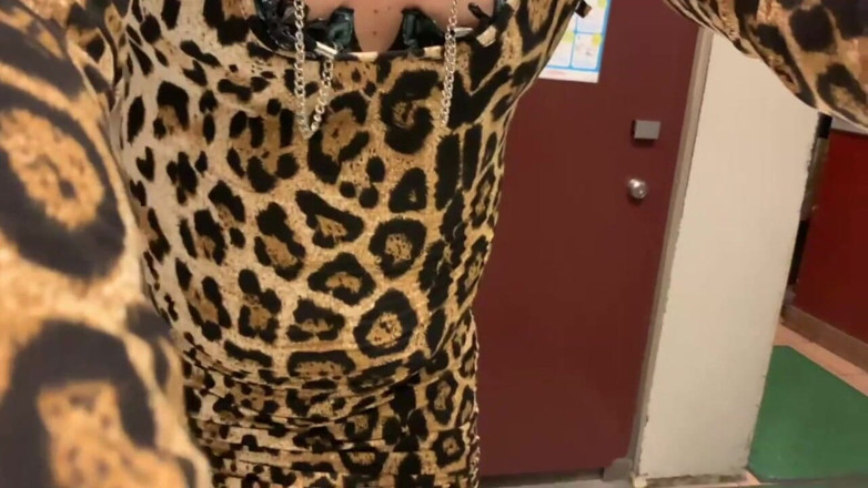 Hentaipaipan: O homem atrevido apareceu no cinema como prostituto em Tóquio
