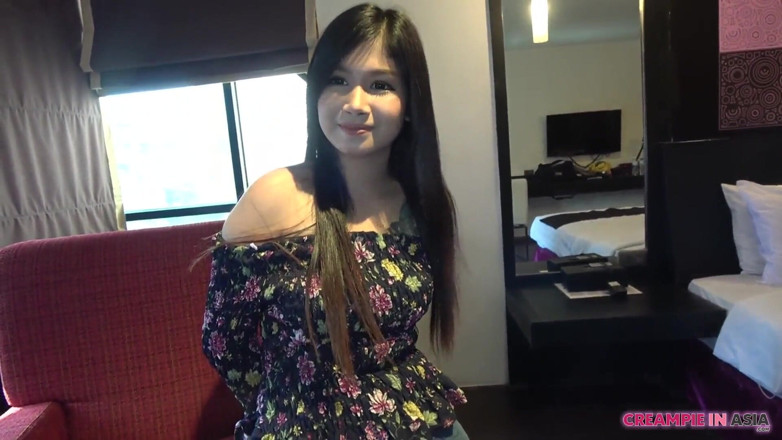 Creampie In Asia: Jest zamężną kobietą