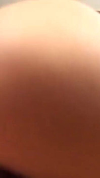 브리기타의 엉덩이에