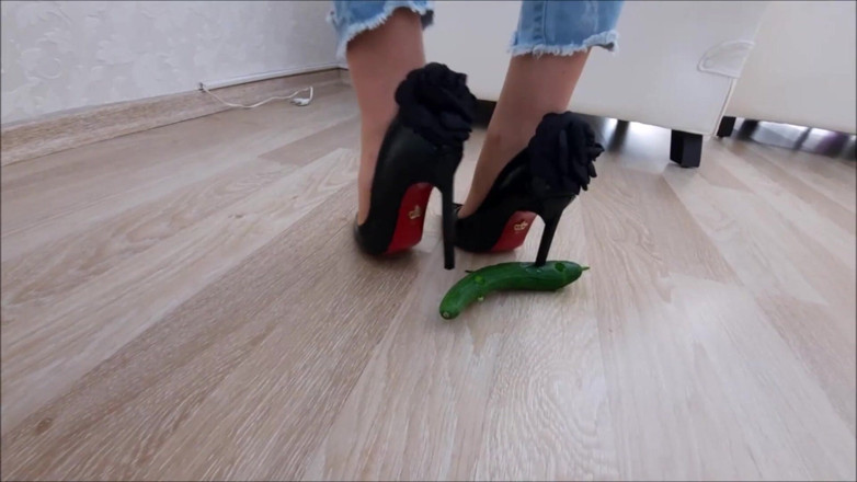 Goddess Lina: Goddess Lina - Cucumber crush. Vol 2