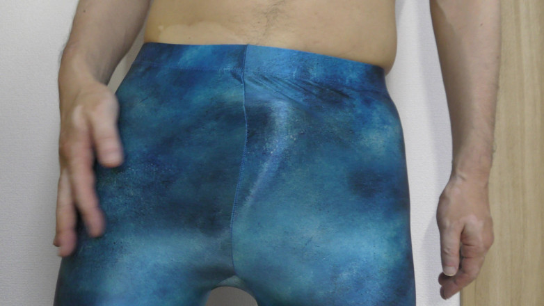 LovePantyBoy: Masturbare cu colanți albaștri