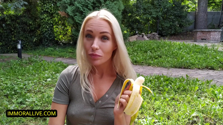 Immoral Family: Bitchy blonde takes virginity of stepbro - Hot stepsis comes home...