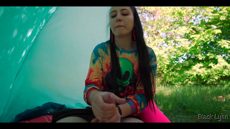 YSP Studio: Puszczalska hippie szarpnęła mnie za darmo w swoim namiocie