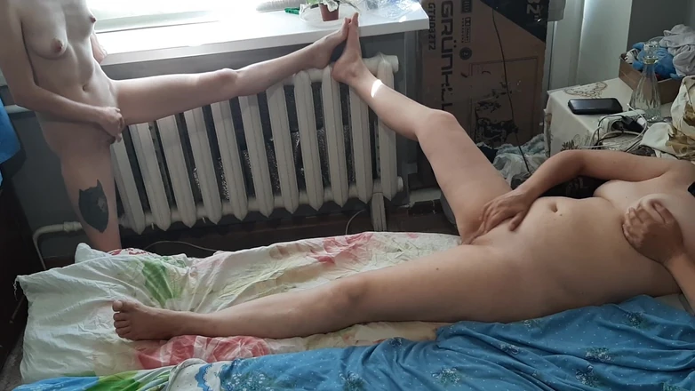 Lesbian-illusion: Two Gymnasts Girls Masturbate During Training