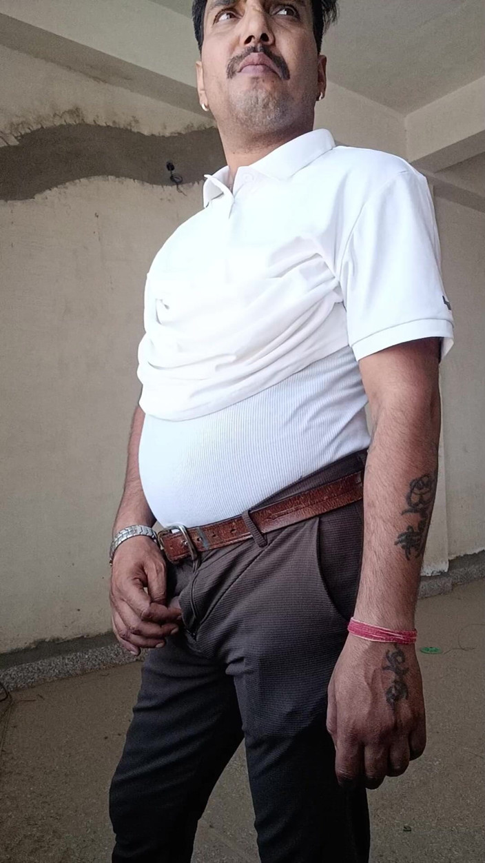 Rajasthani-old-lover: Indiano homem desfruta banho e show de magistrada com padrasto...