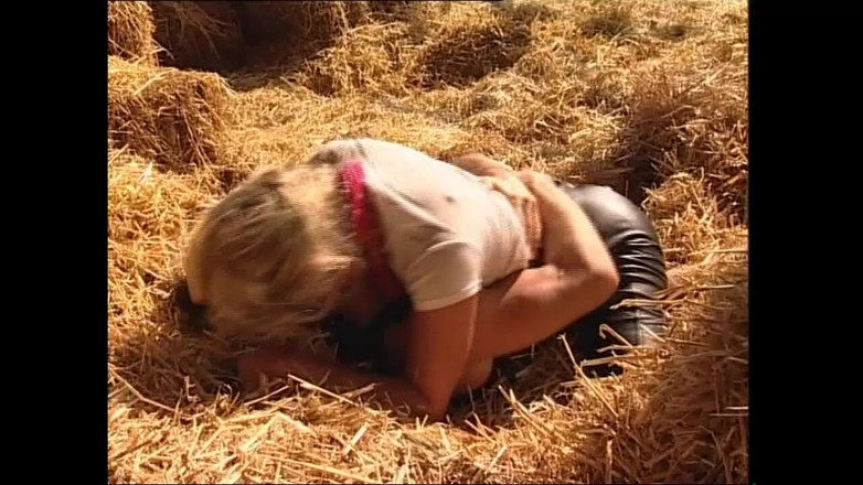 XTime Vod: Porno anal doux, vintage d’énormes bites éjaculant avec plaisir (film complet)