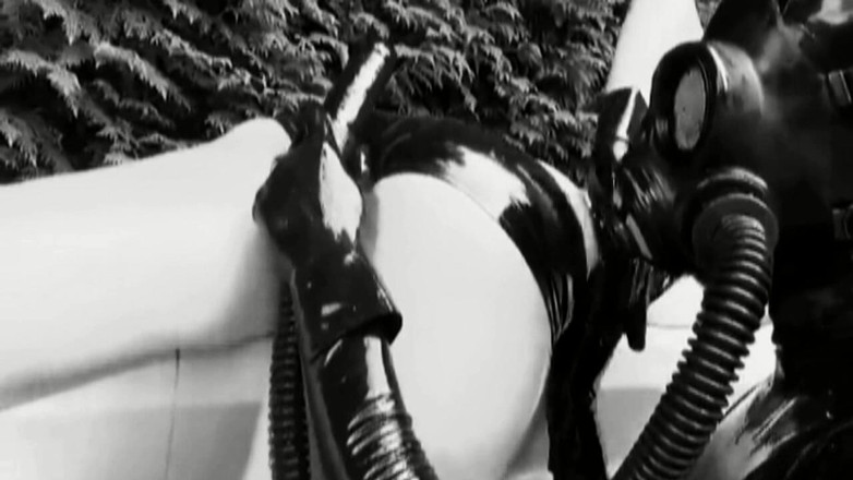 Deutsche Dominanz: Welcome to the Realm of Black Lust