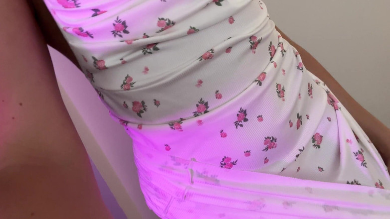 Vanilla studio: Squirting na siebie