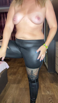 I Have Very Horny Leggens XXX