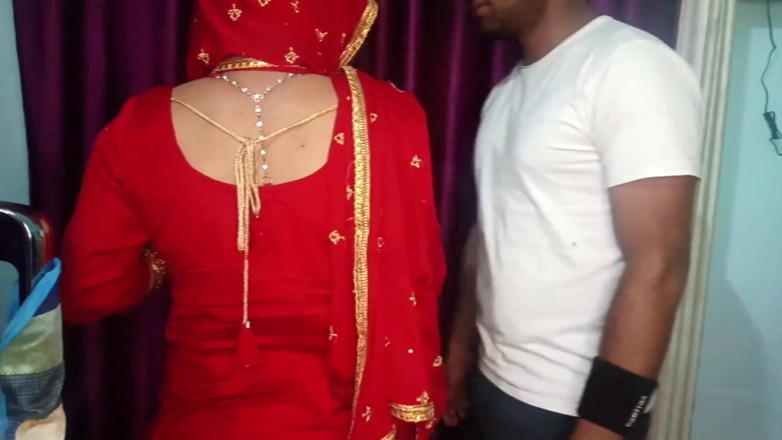 NaughtyWings: Video istimewa Karwa Chauth