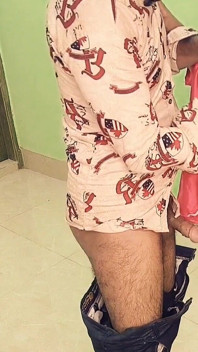 Mi hermanastra y yo tuvimos relaciones sexuales porque nuestros padres no estaban en casa.