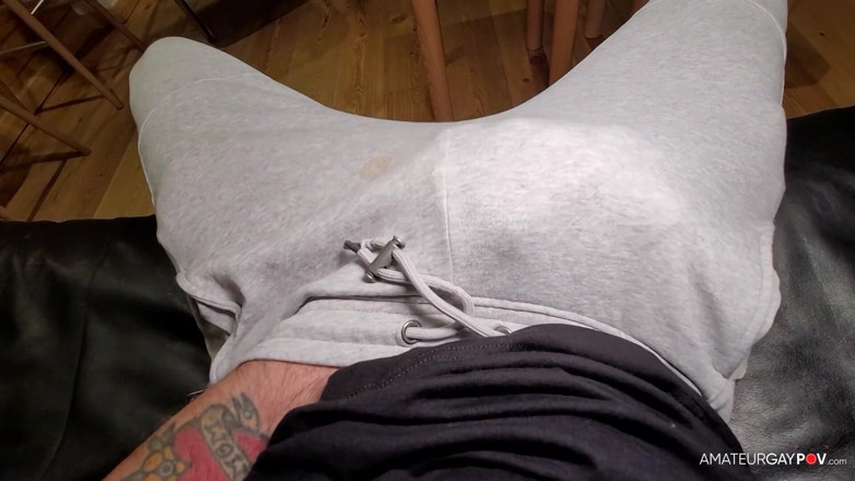 Amateur Gay POV: Podváděl moji nevlastní sestru
