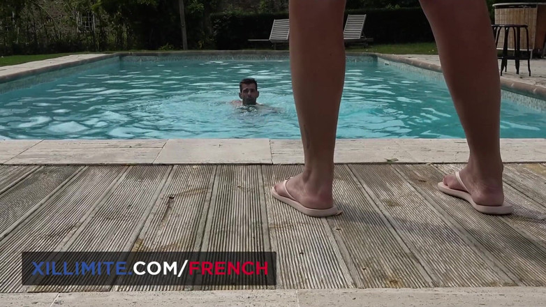 French girls at work: Sodomie avec la prof de natation à forte poitrine