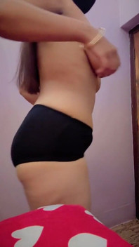 Mouvements sexy qui veut me attraper les nichons