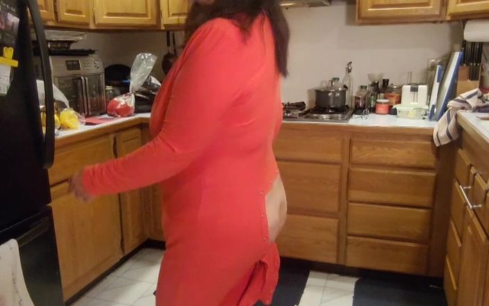 Zilah Luz: Wearing My Longjohns with an Ass Flap While I Fuss...