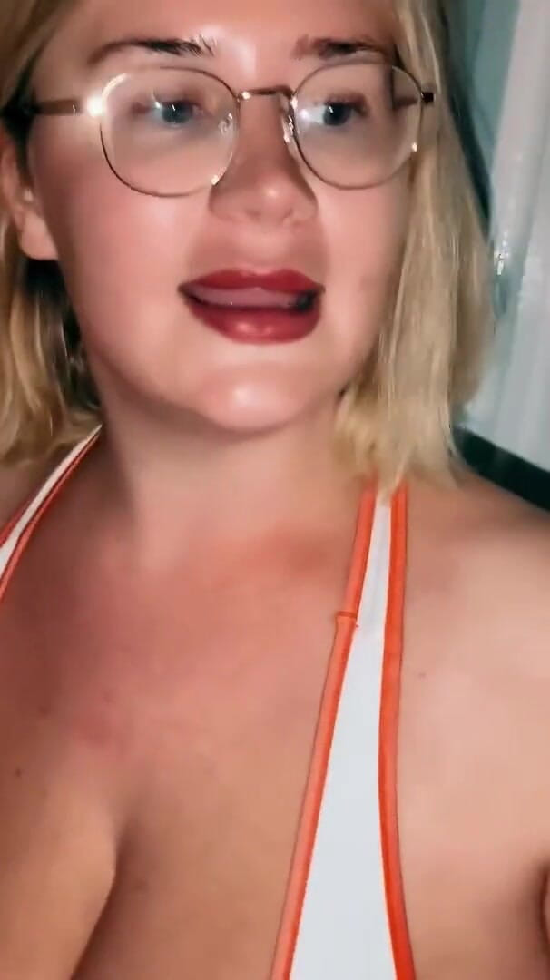 Blonde Fuck (JessieHH) Blonde Fuck (JessieHH)