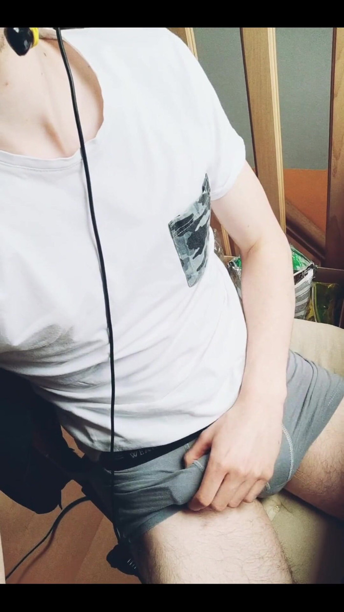 Snauwflake: A Private Moment During My Study