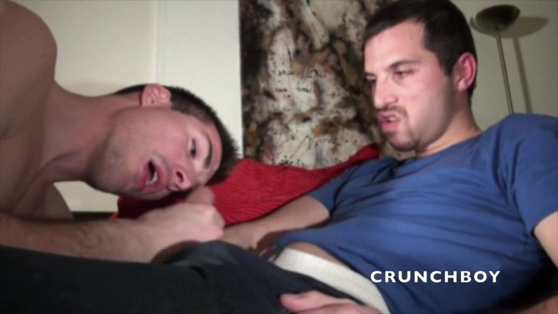 Crunch Boy: Brian dikongkek carlos - gay lurus seksi yang curious