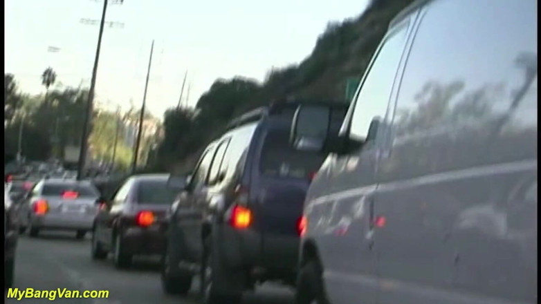 My Bang Van: Su primera orgía dp de Bangvan