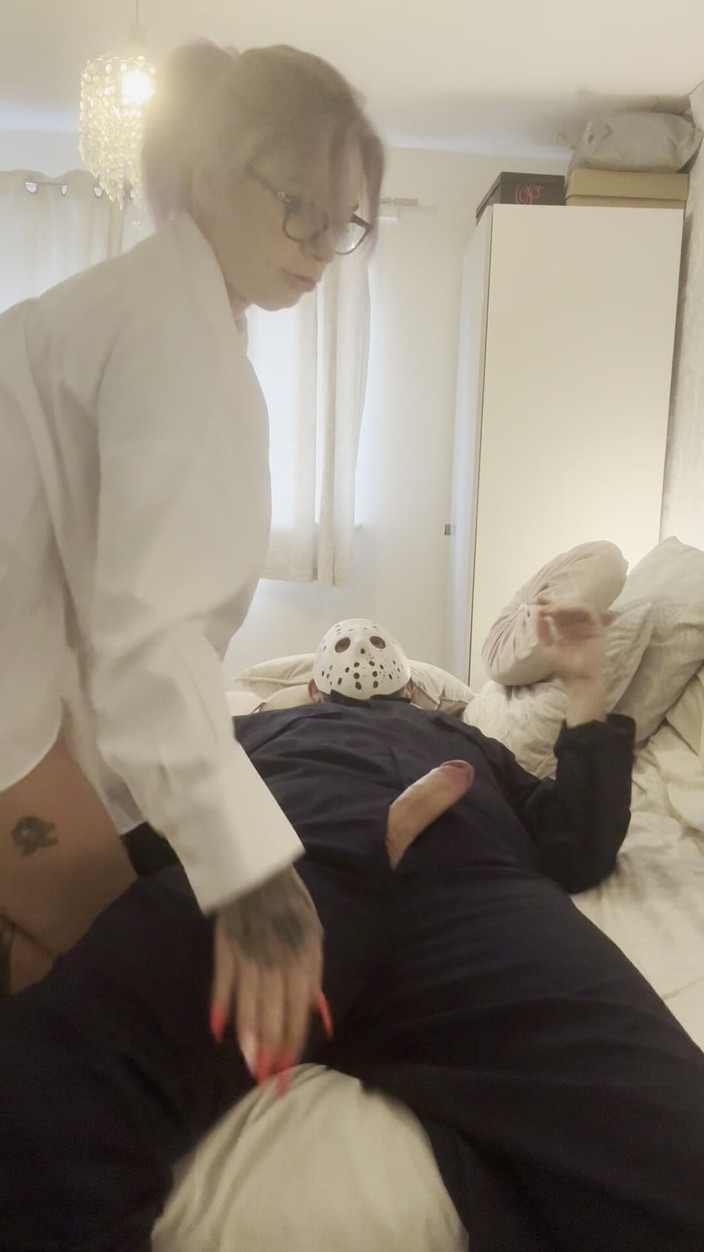 JessieRaexx: Подглядывающий Том На Хэллоуин