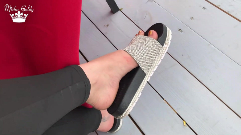 Goddess Misha Goldy: My new shiny slippers dangling everywere outdoor