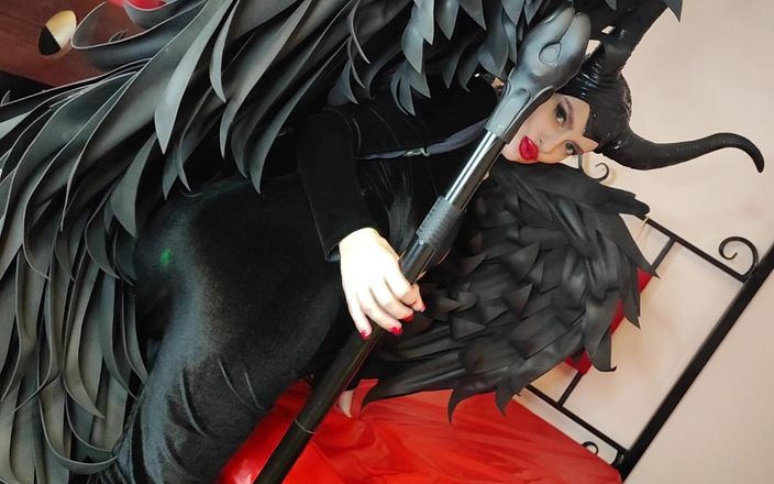 Princess18_: Maleficent Halloween Gooning