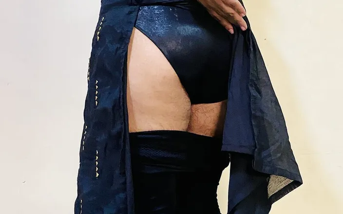 Bambi_18: Sexy Indian Crossdresser Sissy Bottom Pt1