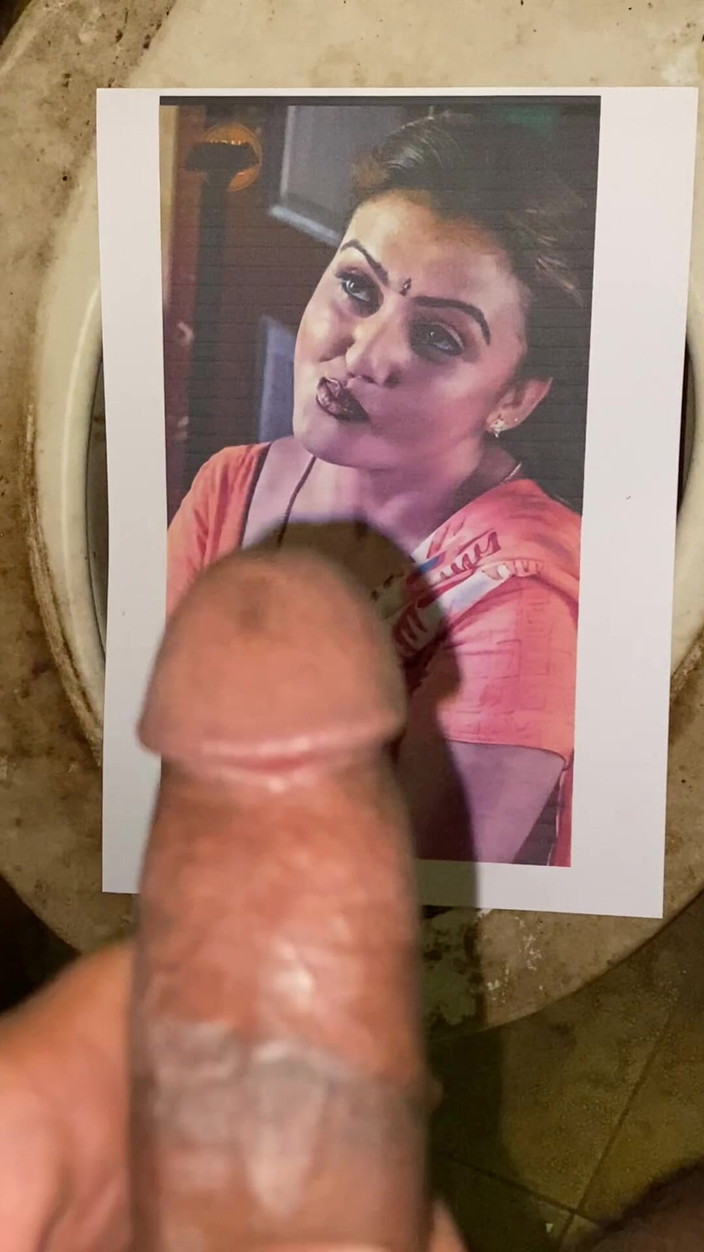 Maid love: Sona Aunty
