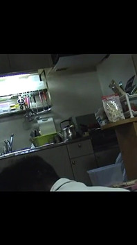 Japón casada mujer pervertida ama de casa cunnilingus en tiro personal