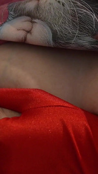 Saya menghabiskan Hari Romantik Dengan Cinta Gergasi Saya Untuk Masa Ini, Saya Bahkan Memakai Sarung Tangan Merah