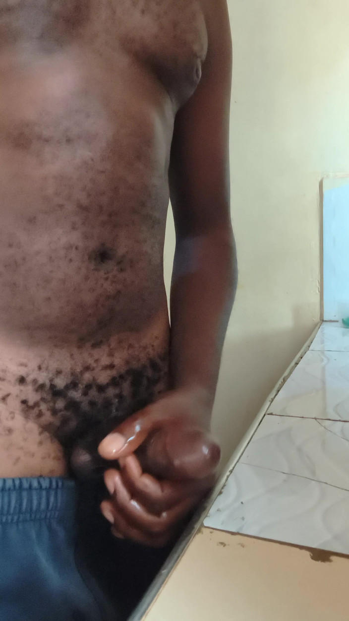 Kenyandick: Solo Boyfriend Jerking His Hard Dick Early in the Morning...