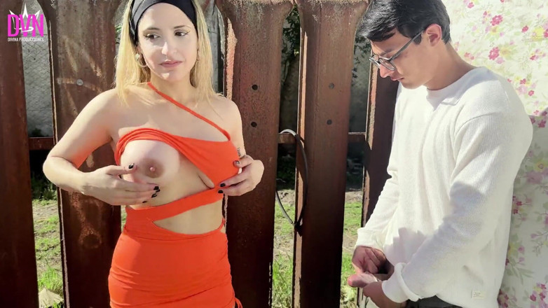 SlyXXXofficial: Sexo en pblico, rompindole el culo si cewek una putita...