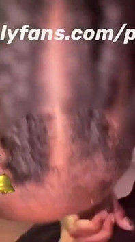 Ela quer chupar meu pau por diversão