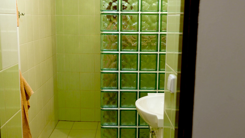 Peaches and Bananas: Czech redhead teen in the shower