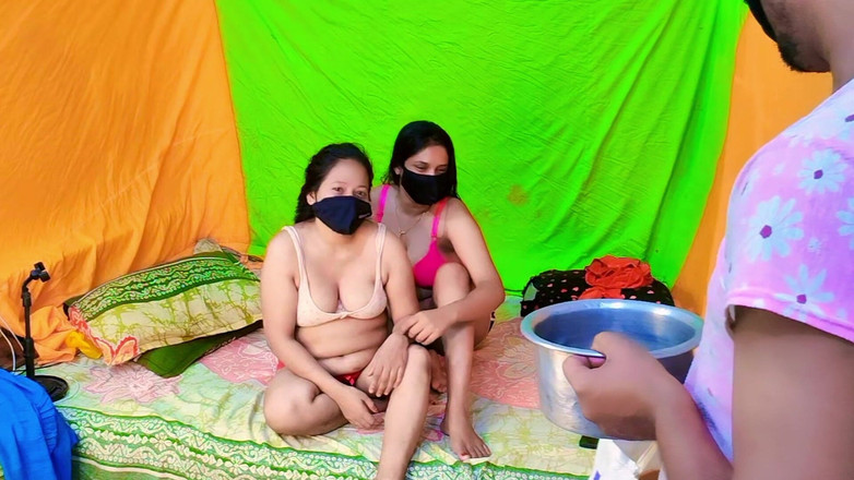 mahihot1: Pengemis dengan dua gadis fantasi ngentot dengan audio kotor yang...