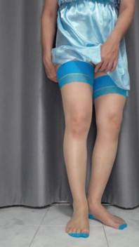 Sissykanisa dessous-sammlung Ep23: Blauer strumpf und Satin-kleid