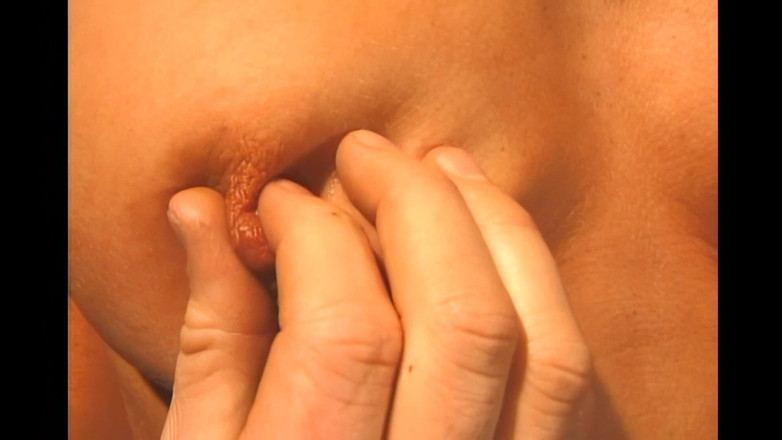 The Lesbians Megastore: 湿润阴户的深度指交