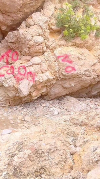 Kapitán Cave Man má orgasmus bez rukou po pobytu v jeskyni