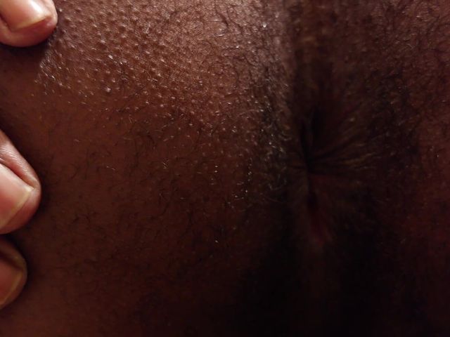 Big Ass Solo Close-up (Hallelujah Johnson)