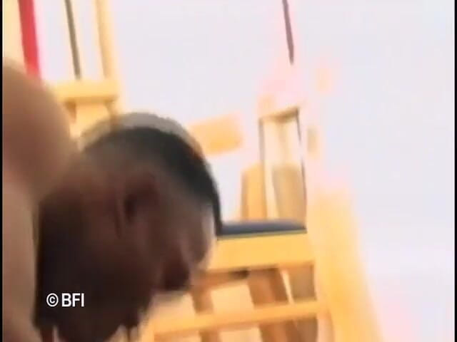 Just Boys: Gayové se rozhodli jít do podnikání a natáčení videa.