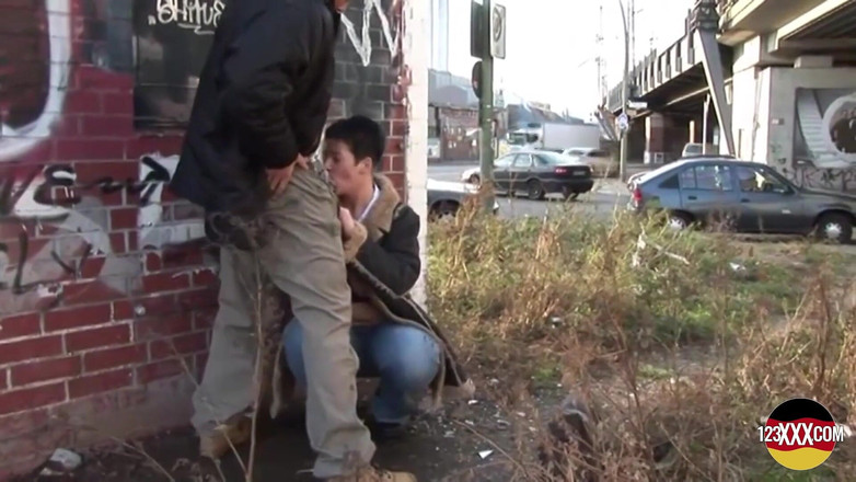 123XXX - Fucked Amateurs in Germany!: Si rambut coklat berambut pendek sukakannya 