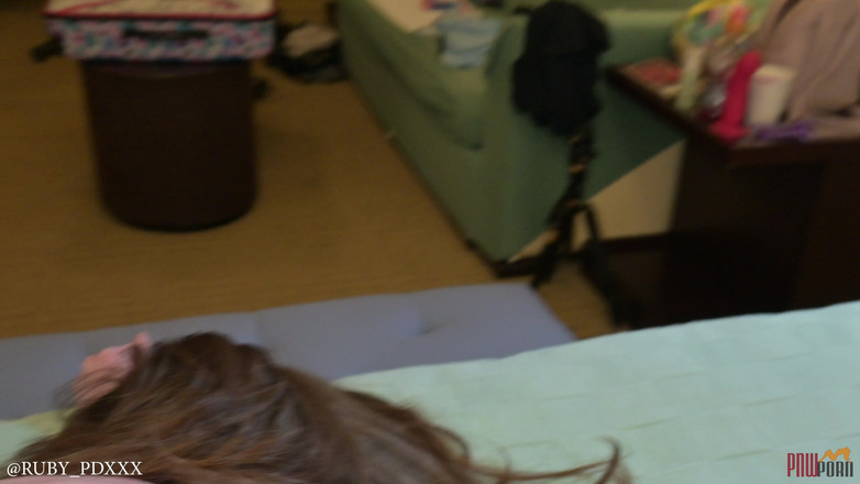 PNW Porn: Dünne kleine rothaarige pOV hotelfick
