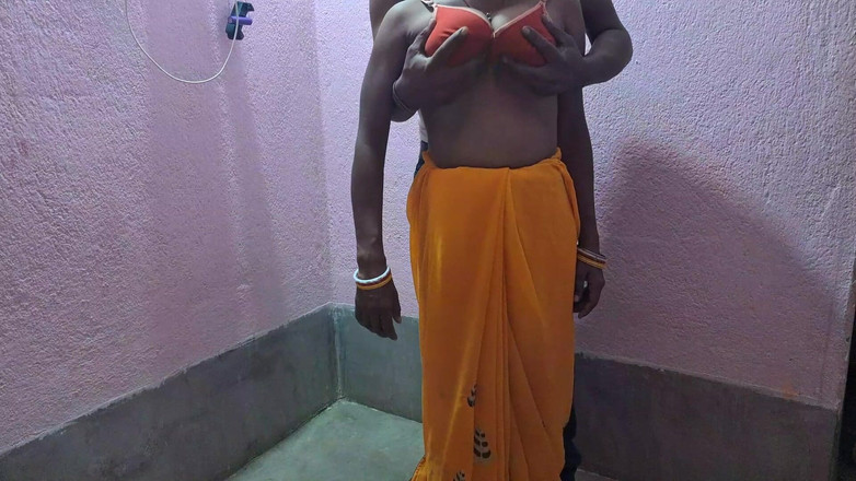 Trilokinath: भारतीय गांव की प्रेमिका पूर्व प्रेमी में बैडरूम पर चुदाई करती है