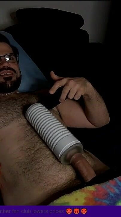Hot Interactive Toy and Cuming (Tiko cubanito) Hot Interactive Toy and Cuming (Tiko cubanito)